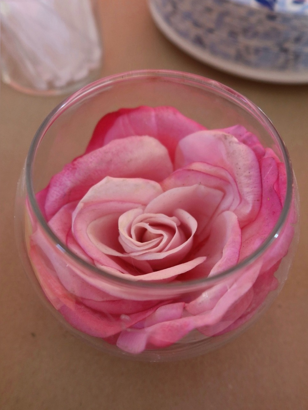Faux Pink Rose silk floral in 4.5” Glass fish Bowl pink home decor